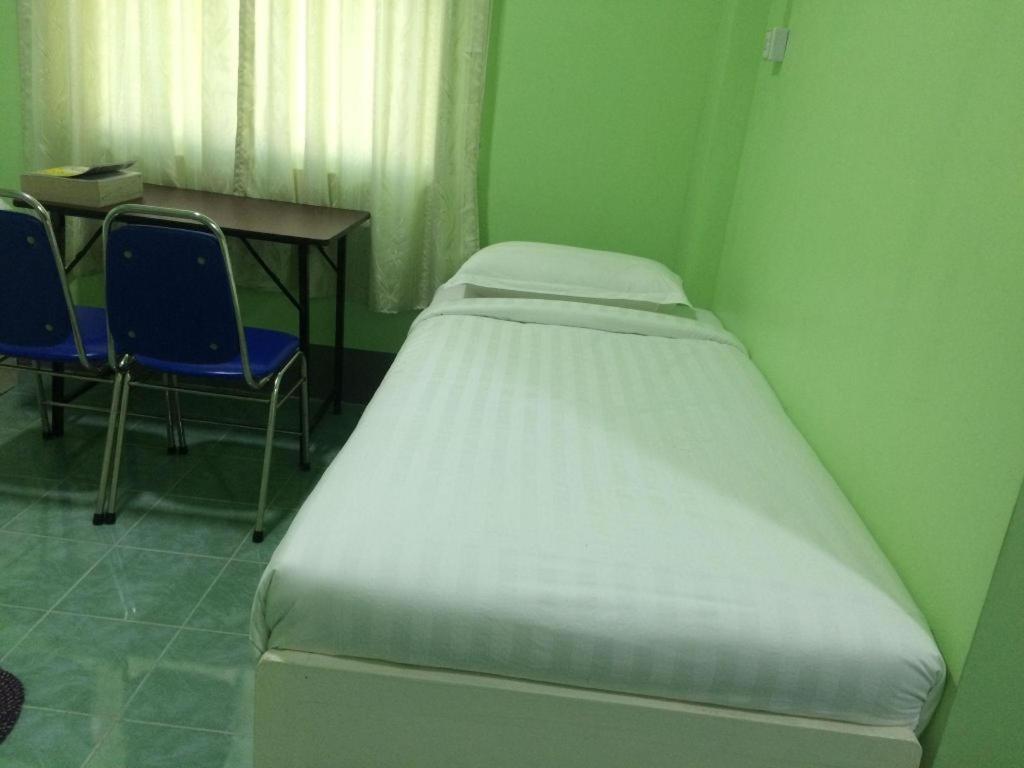 Nay Chi Lin Hotel Pathein المظهر الخارجي الصورة