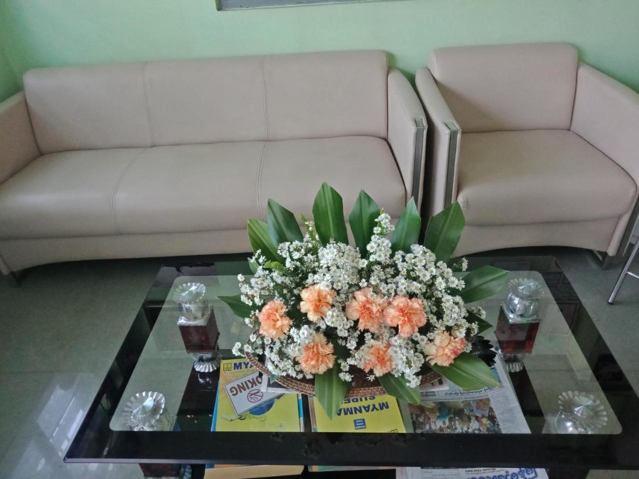 Nay Chi Lin Hotel Pathein المظهر الخارجي الصورة